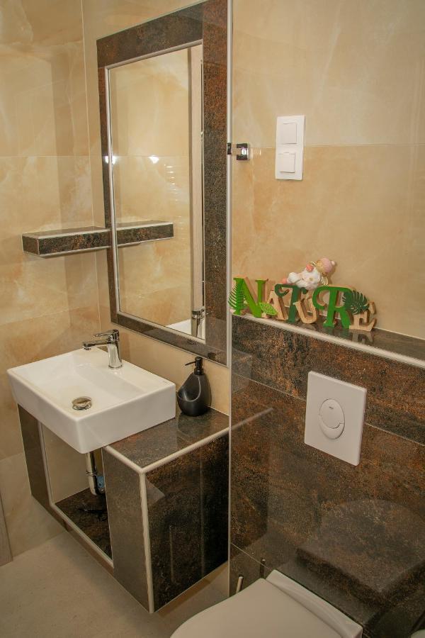 Oros House Apartmanhaz Орошхаза Экстерьер фото